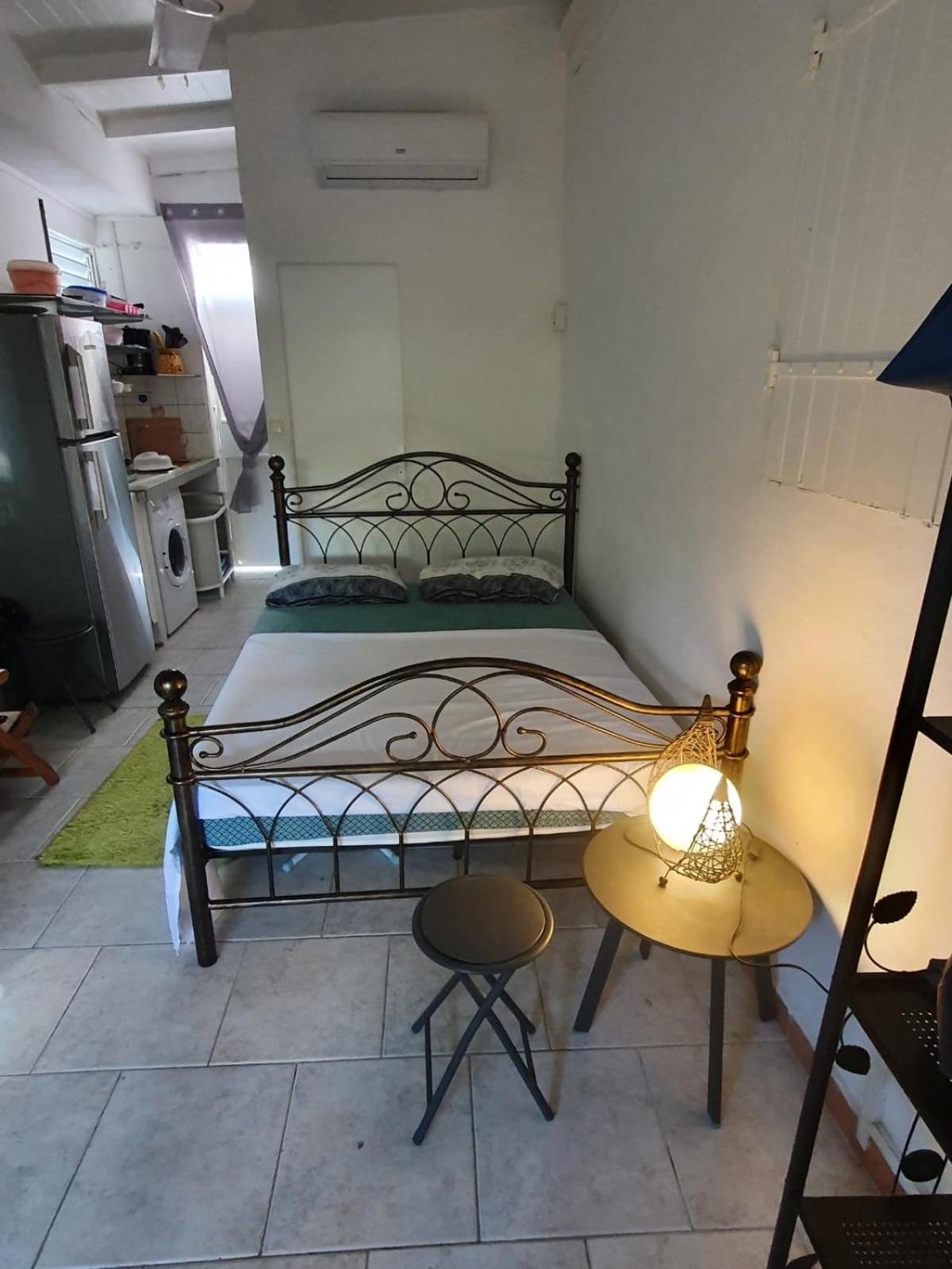 Le Sable Bleu - Evasion Tropicale A Sainte-Anne - Plage 5Min - Piscine - Parking - Logement Climatise - Vue Sur Les Palmiers - Parfait Pour Sejours En Famille Ou Entre Amis Екстериор снимка