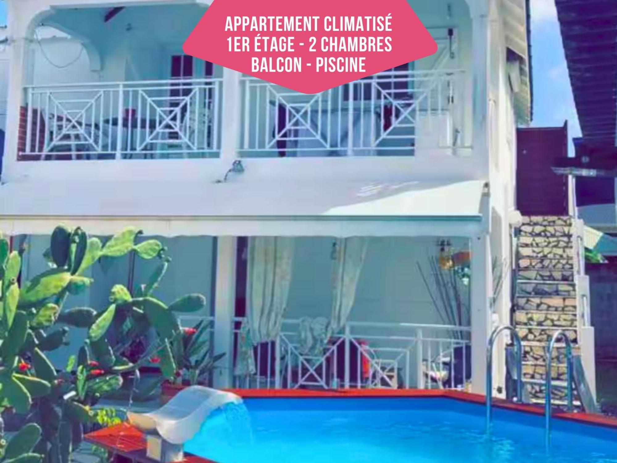 Le Sable Bleu - Evasion Tropicale A Sainte-Anne - Plage 5Min - Piscine - Parking - Logement Climatise - Vue Sur Les Palmiers - Parfait Pour Sejours En Famille Ou Entre Amis Екстериор снимка